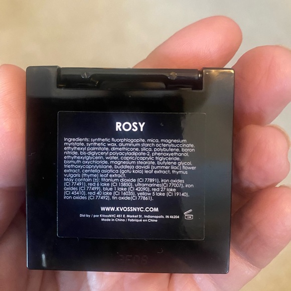 Ipsy five (5) piece neutral beauty bundle with Ipsy bag - Picture 7 of 11